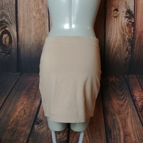 Forever 21 tan Skirt - Picture 7 of 8